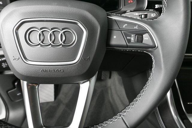 new 2025 Audi Q7 car, priced at $74,437