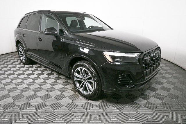 new 2025 Audi Q7 car, priced at $65,525