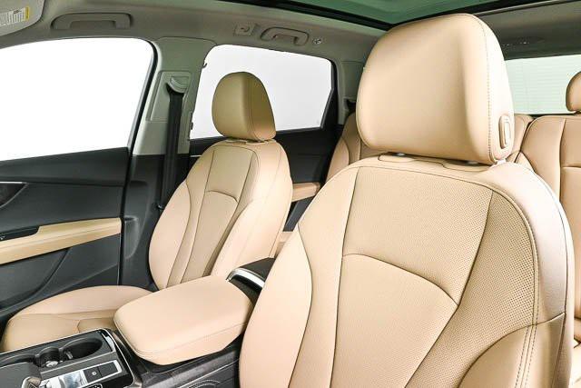 new 2025 Audi Q7 car, priced at $73,863