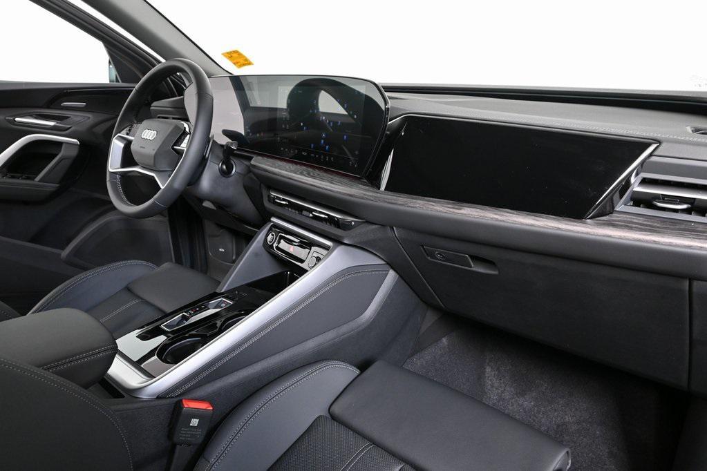 new 2025 Audi Q5 car, priced at $59,461