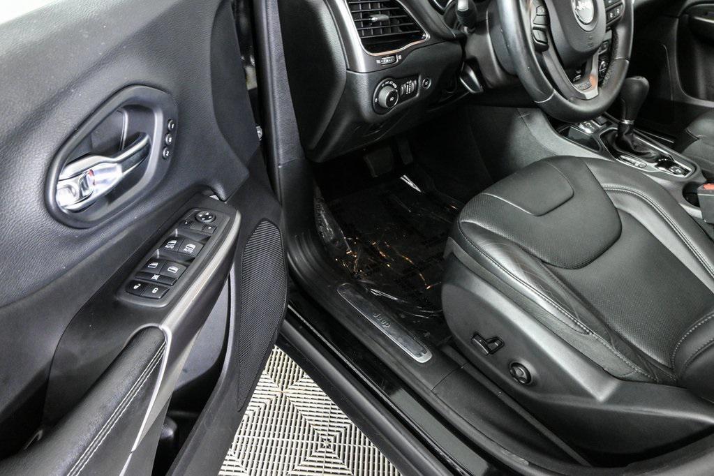 used 2019 Jeep Cherokee car, priced at $18,500