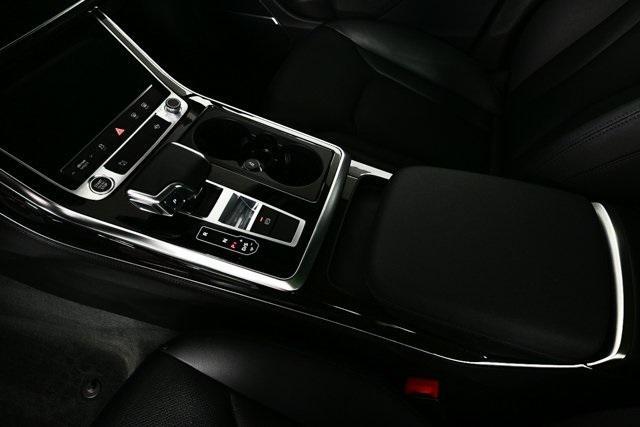 used 2023 Audi Q7 car, priced at $39,495