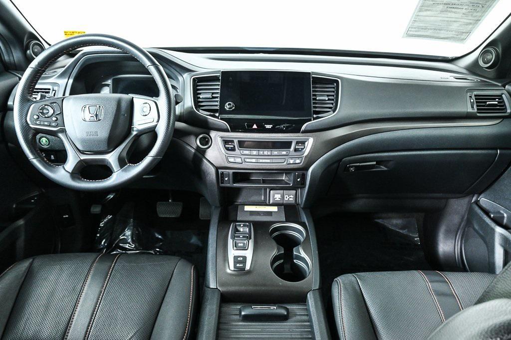 used 2022 Honda Passport car, priced at $32,495