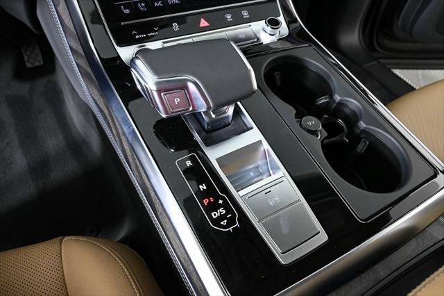 new 2025 Audi Q7 car, priced at $72,533