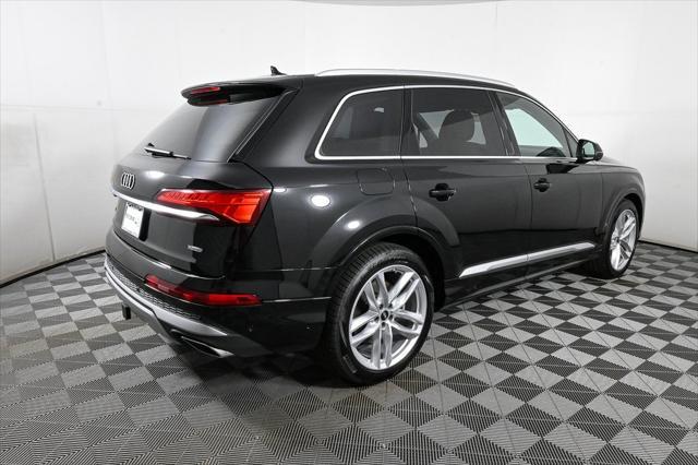 new 2025 Audi Q7 car, priced at $72,533