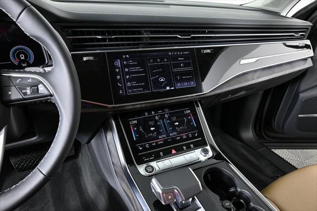 new 2025 Audi Q7 car, priced at $72,533