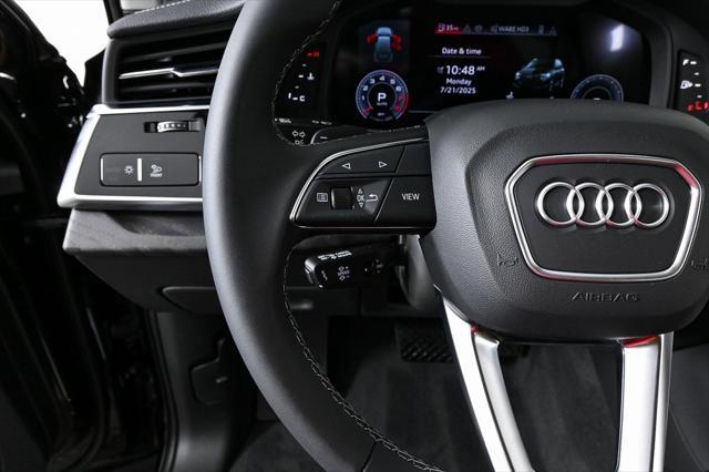 new 2025 Audi Q7 car, priced at $72,533