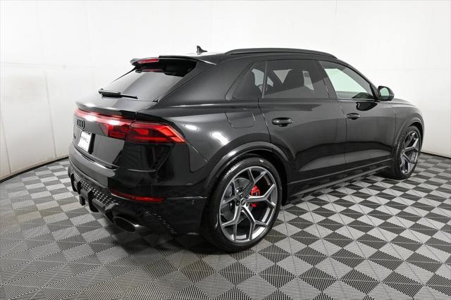 new 2025 Audi RS Q8 car, priced at $154,750