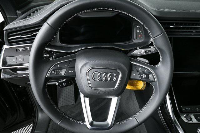 new 2025 Audi Q7 car, priced at $69,166