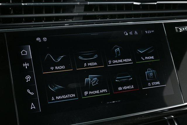 new 2025 Audi Q7 car, priced at $69,166