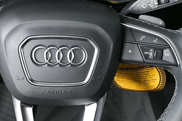 new 2025 Audi Q7 car, priced at $69,166