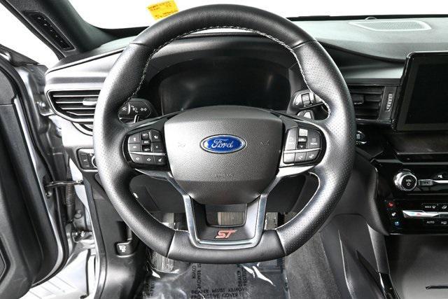 used 2022 Ford Explorer car, priced at $35,000