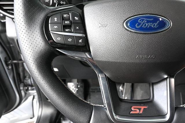 used 2022 Ford Explorer car, priced at $35,000