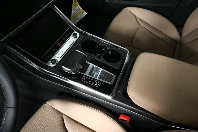 new 2025 Audi Q7 car, priced at $72,742