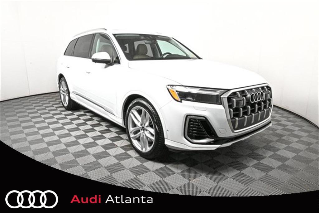 new 2025 Audi Q7 car, priced at $72,742