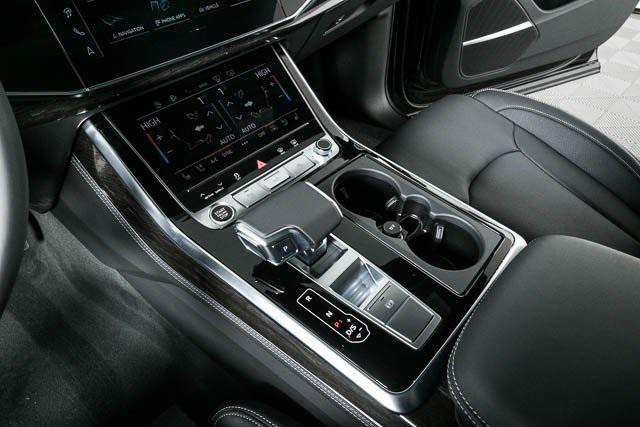 new 2025 Audi Q7 car, priced at $80,934