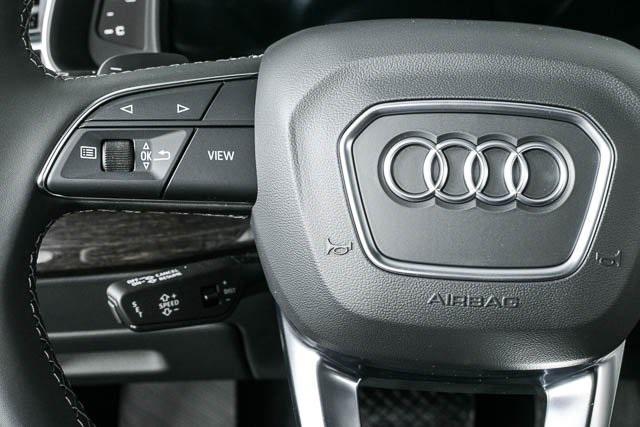 new 2025 Audi Q7 car, priced at $80,934