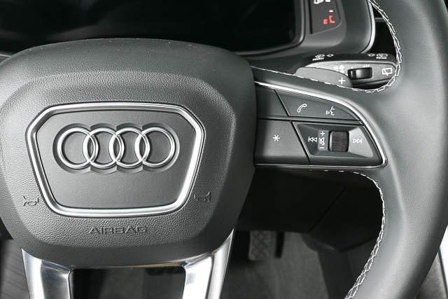 new 2025 Audi Q7 car, priced at $73,863