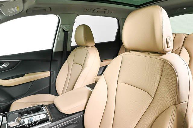 new 2025 Audi Q7 car, priced at $77,450