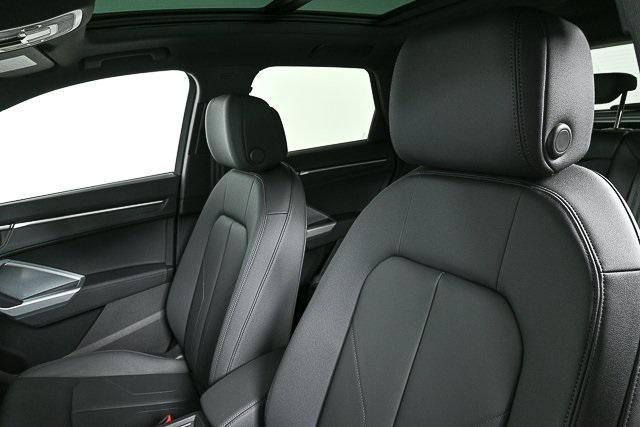 new 2025 Audi Q3 car, priced at $41,857