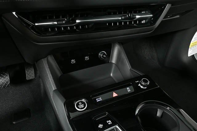 new 2025 Audi Q6 e-tron car, priced at $73,210