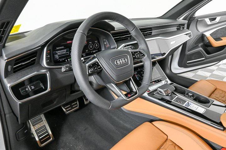 new 2025 Audi RS 6 Avant car, priced at $137,840