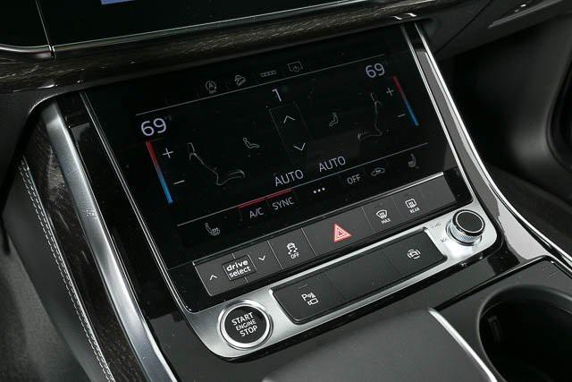 new 2025 Audi Q7 car, priced at $71,763