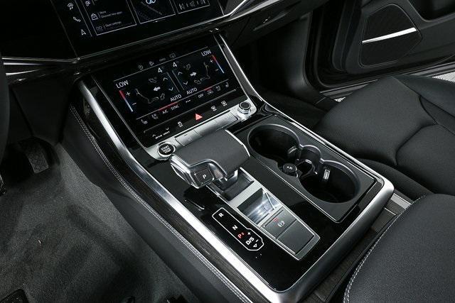 new 2025 Audi Q7 car, priced at $73,578