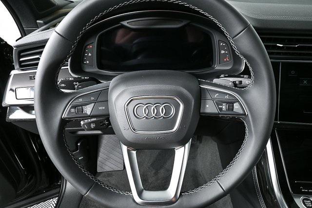 new 2025 Audi Q7 car, priced at $73,578