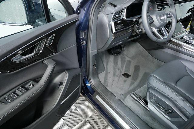 new 2026 Audi Q7 car, priced at $76,729