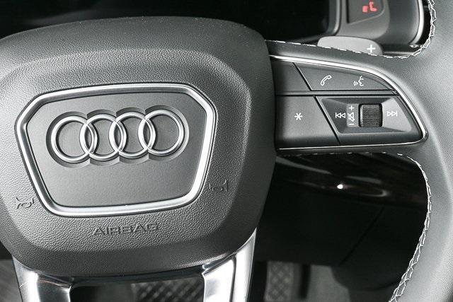 new 2025 Audi Q7 car, priced at $75,418