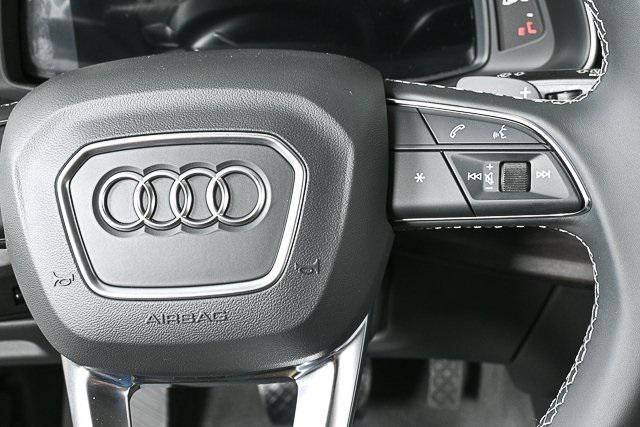 new 2025 Audi Q7 car, priced at $72,455