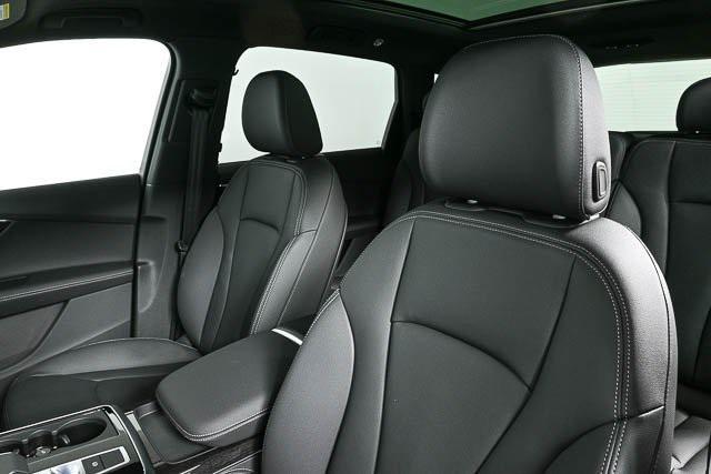 new 2025 Audi Q7 car, priced at $75,540