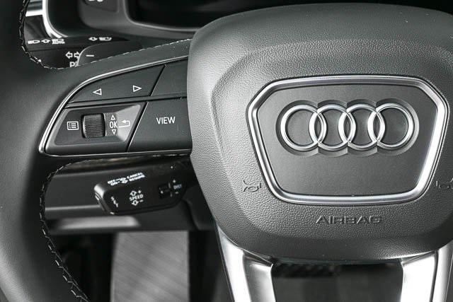 new 2025 Audi Q7 car, priced at $75,540