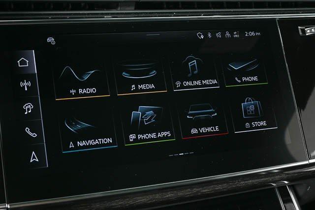 new 2025 Audi Q7 car, priced at $75,540