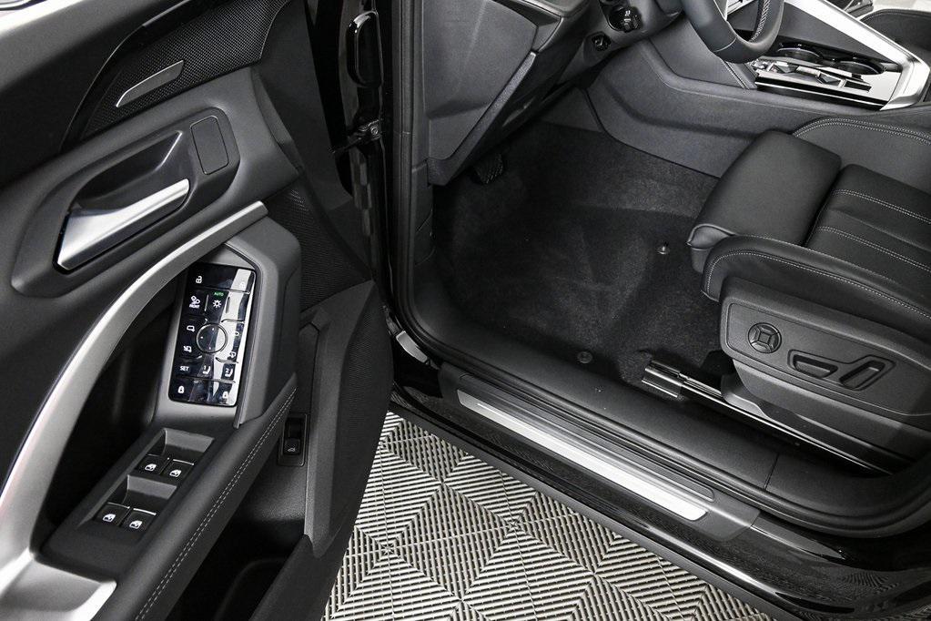 new 2025 Audi Q5 Sportback car, priced at $59,921