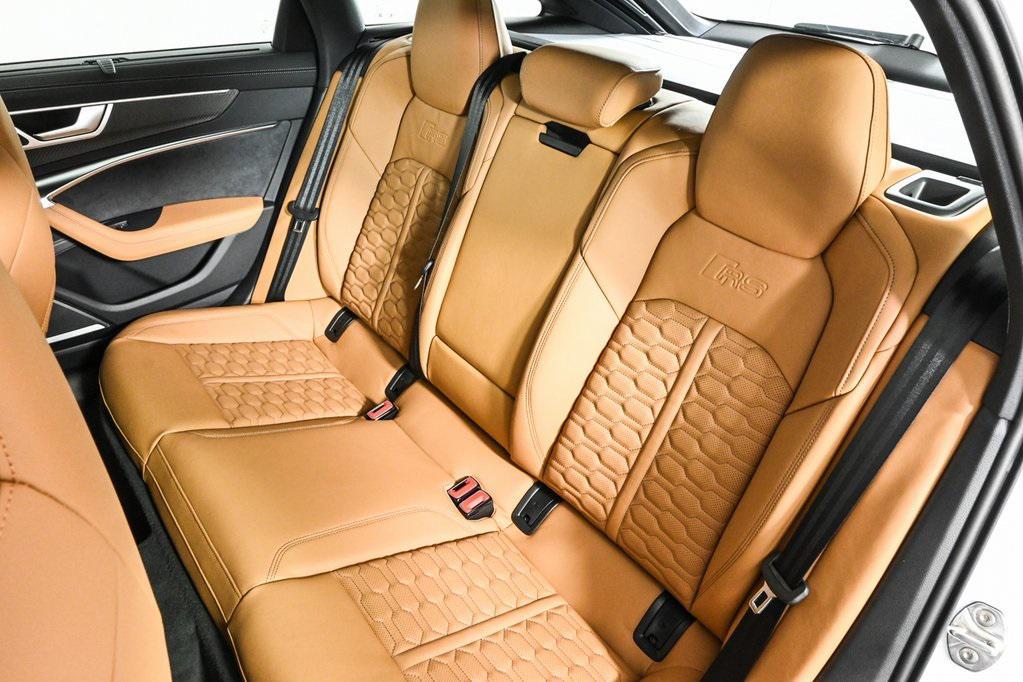 new 2025 Audi RS 6 Avant car, priced at $148,395