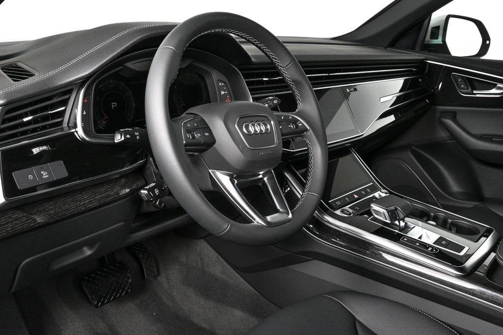 new 2025 Audi Q8 car, priced at $78,294