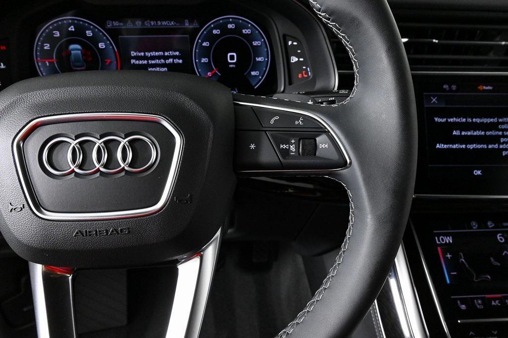 new 2025 Audi Q8 car, priced at $82,379