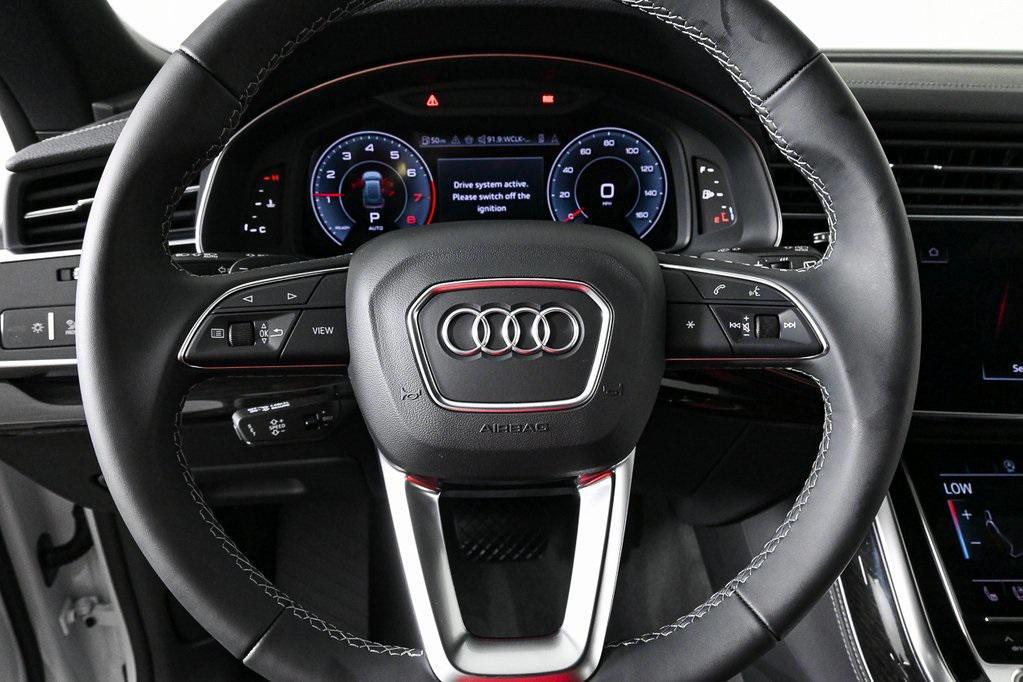 new 2025 Audi Q8 car, priced at $82,379