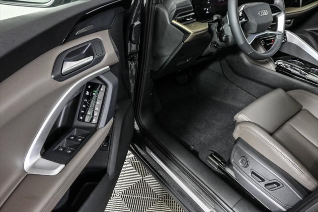 new 2025 Audi Q5 car, priced at $60,687