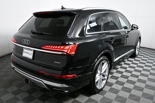 new 2025 Audi Q7 car, priced at $72,455