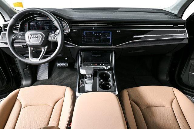 new 2025 Audi Q7 car, priced at $72,455