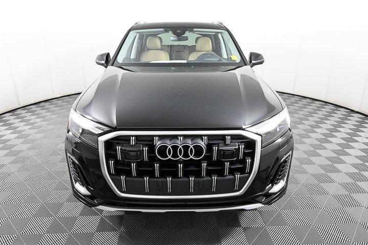 new 2025 Audi Q7 car, priced at $78,442