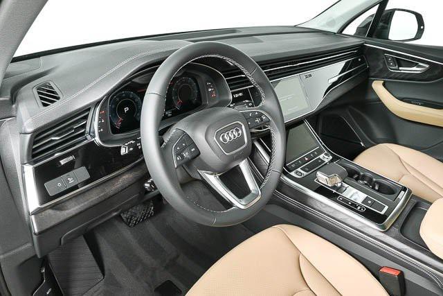 new 2025 Audi Q7 car, priced at $77,750