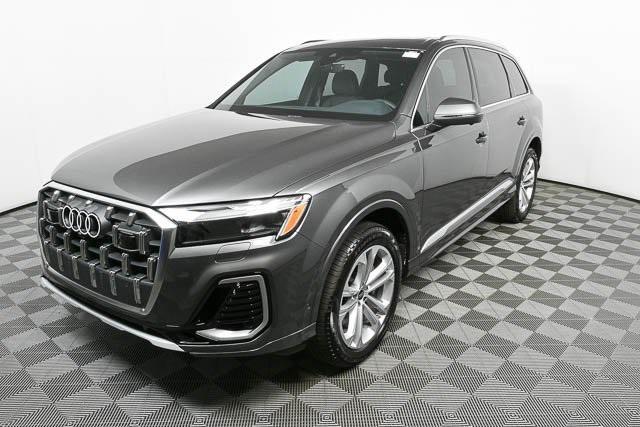 new 2025 Audi Q7 car, priced at $71,111