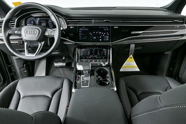 new 2025 Audi Q7 car, priced at $61,752