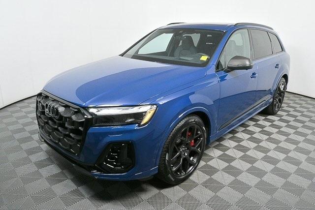 new 2025 Audi SQ7 car, priced at $105,926