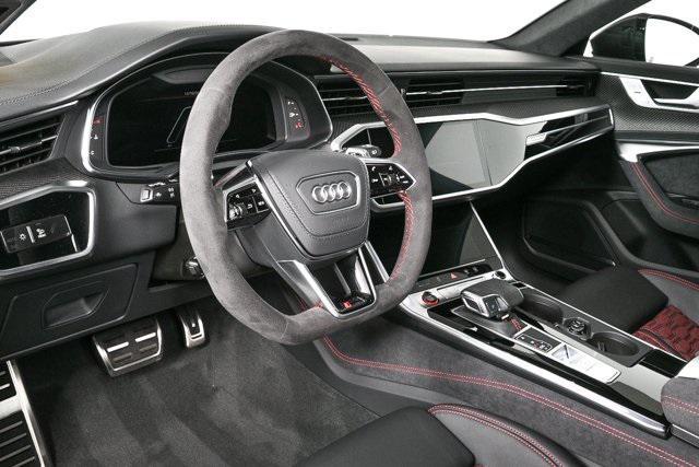 new 2026 Audi RS 6 Avant car, priced at $152,995