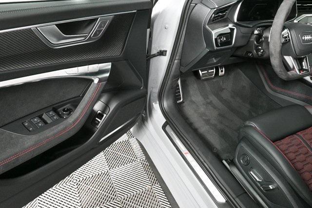 new 2026 Audi RS 6 Avant car, priced at $152,995